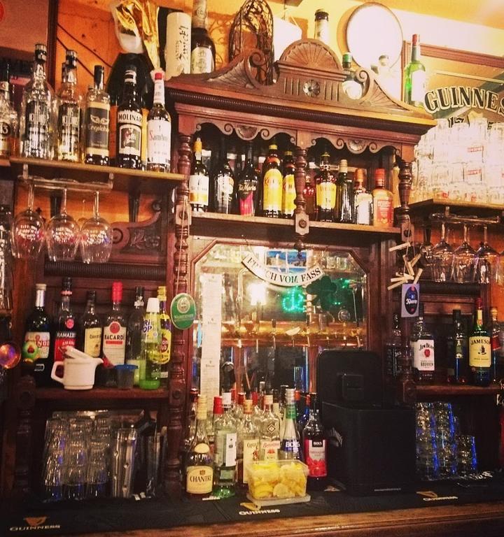 Jameson's Pub