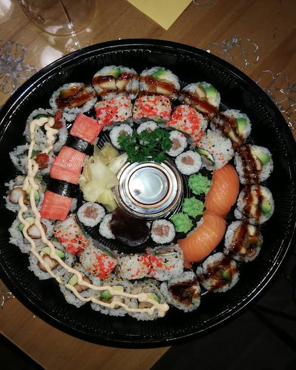 CT No. 1 Wok & Sushi