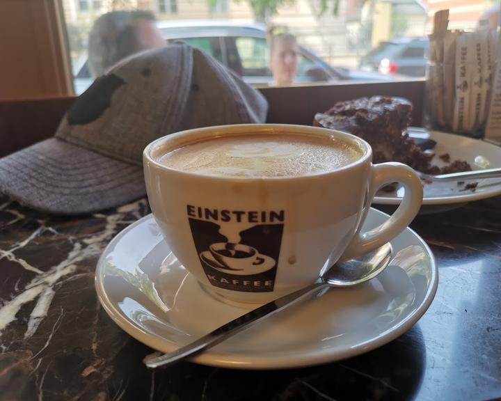 Einstein Bistro & Restaurant